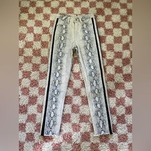 Gianni Bini snake skin skinny jeans